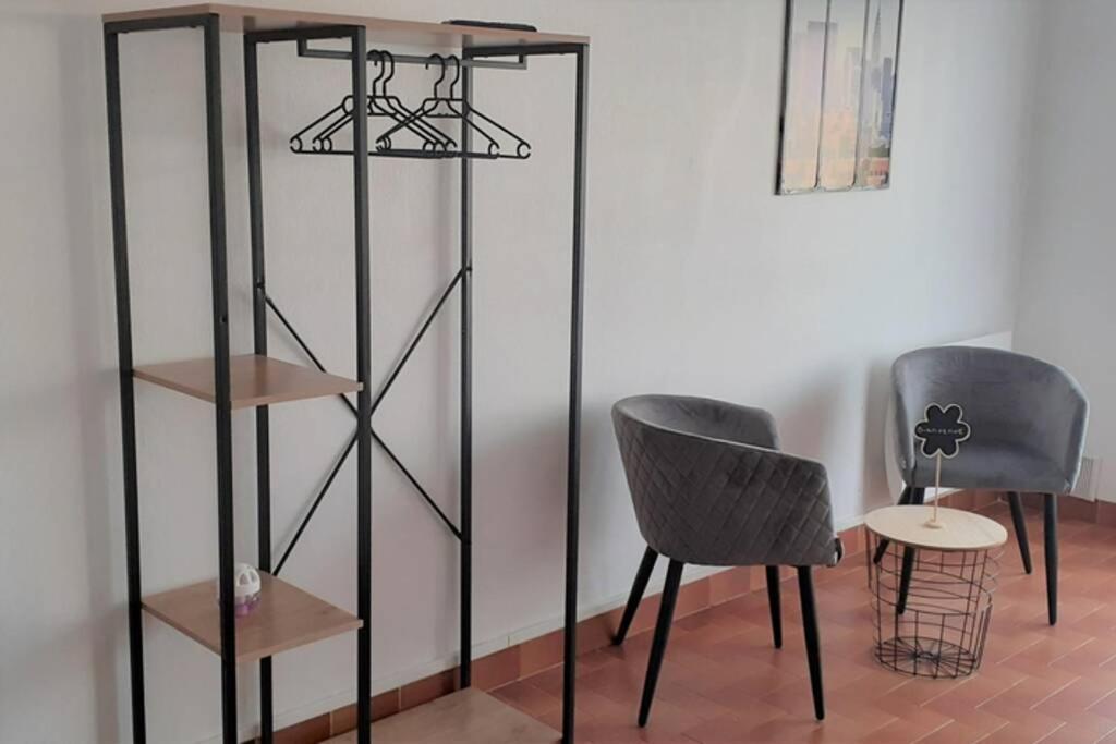 Agreable Logement Proche De La Gare Et Du Polygone Apartamento Béziers Exterior foto